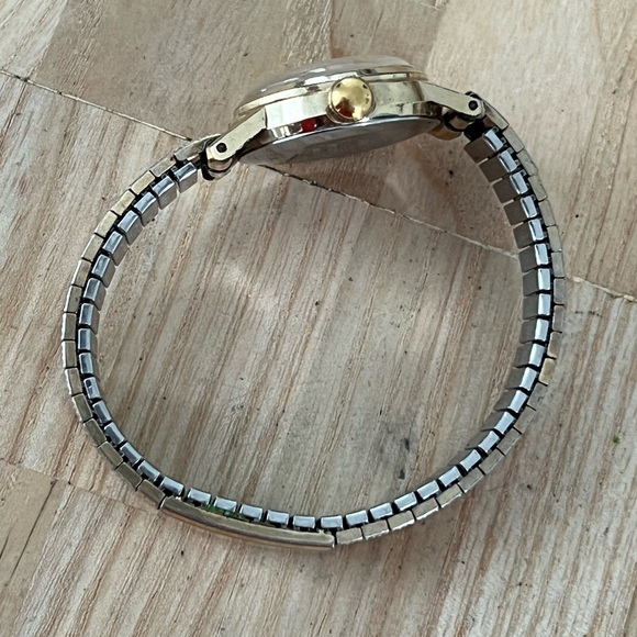 Timex Vintage Mechanical Waterproof Watch Gold Stretch Bracelet Stainless Dial - Picture 10 of 15